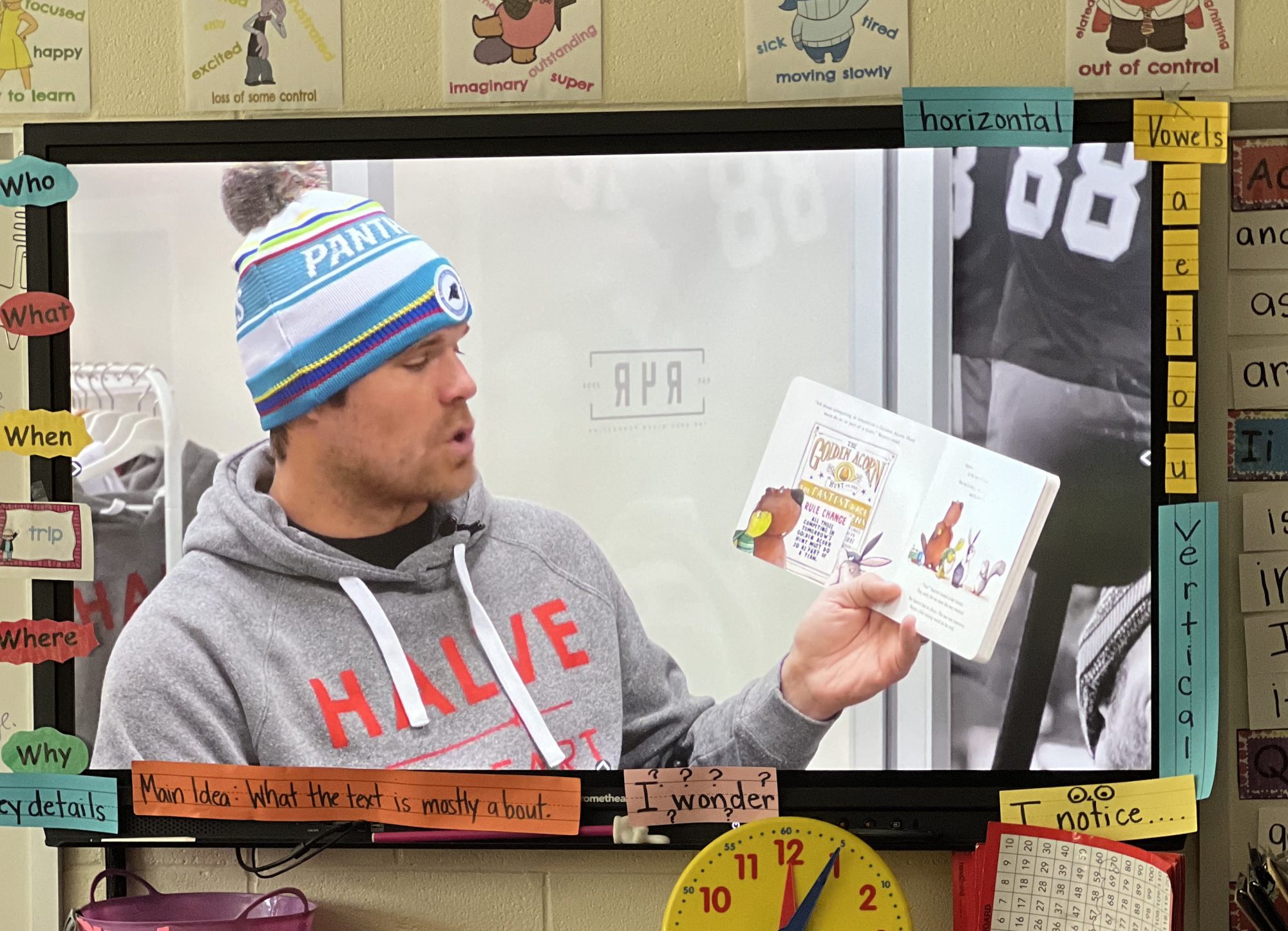 Greg Olsen stops by CLT schools, reads to children for National Read Across America Day